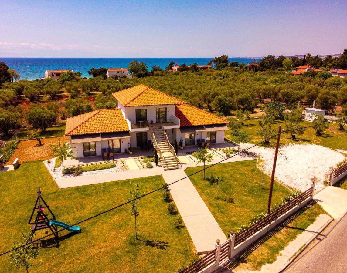 Varkes Suites 1 Nea Poteidaia Esterno foto